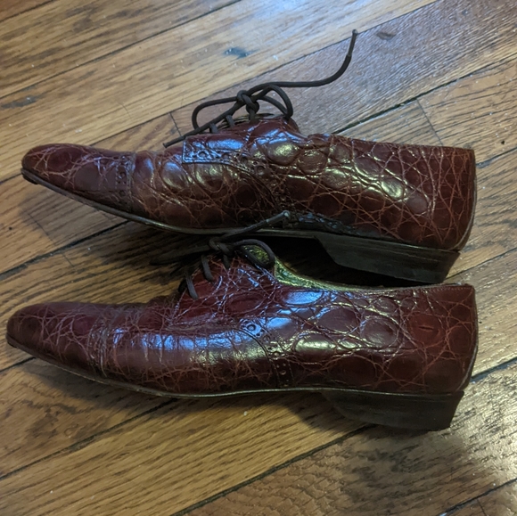 Brown ostrich lace up oxfords - Picture 3 of 5
